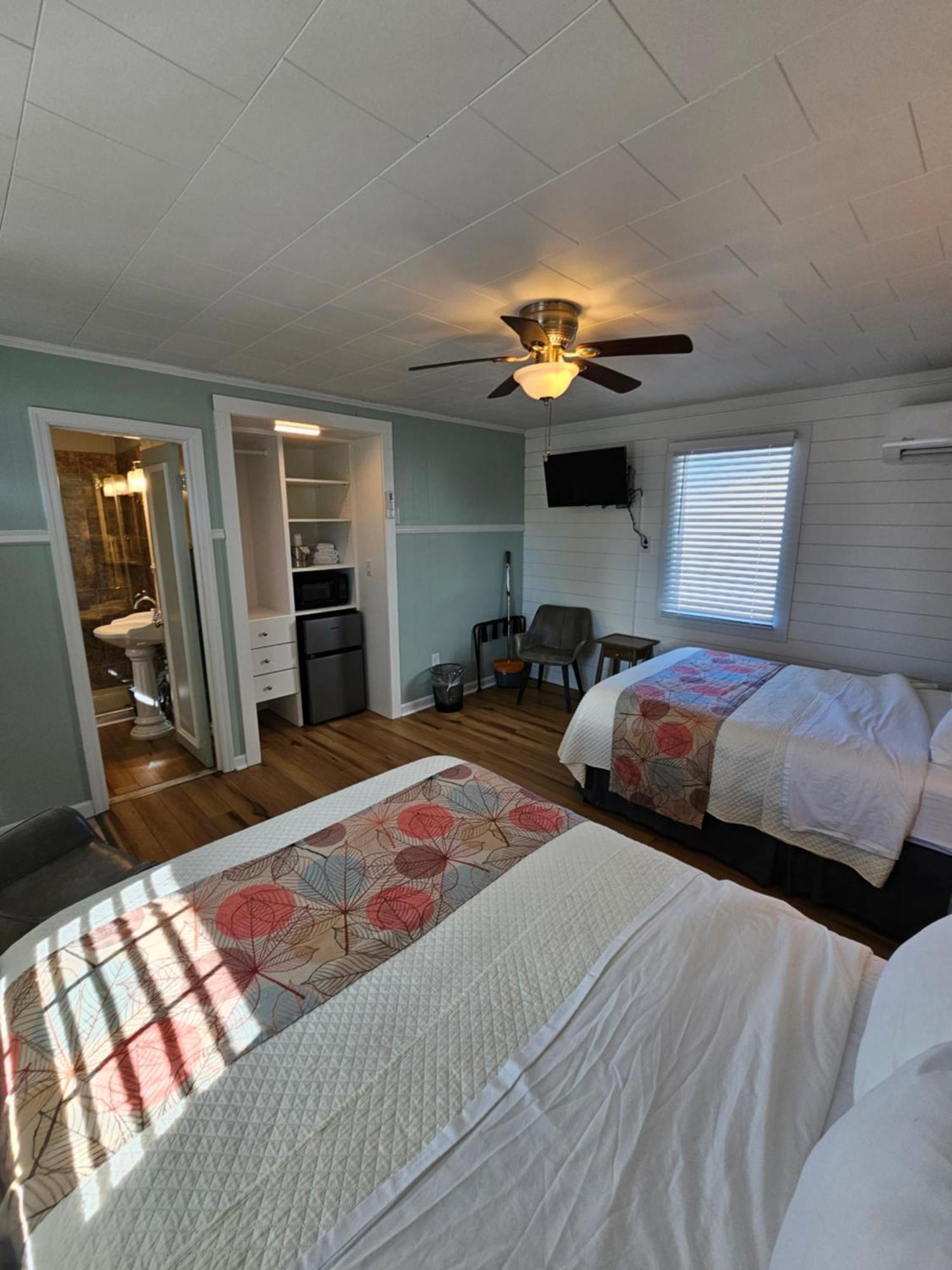 Island Guesthouse And Motel Obx แมนทีโอ ภายนอก รูปภาพ