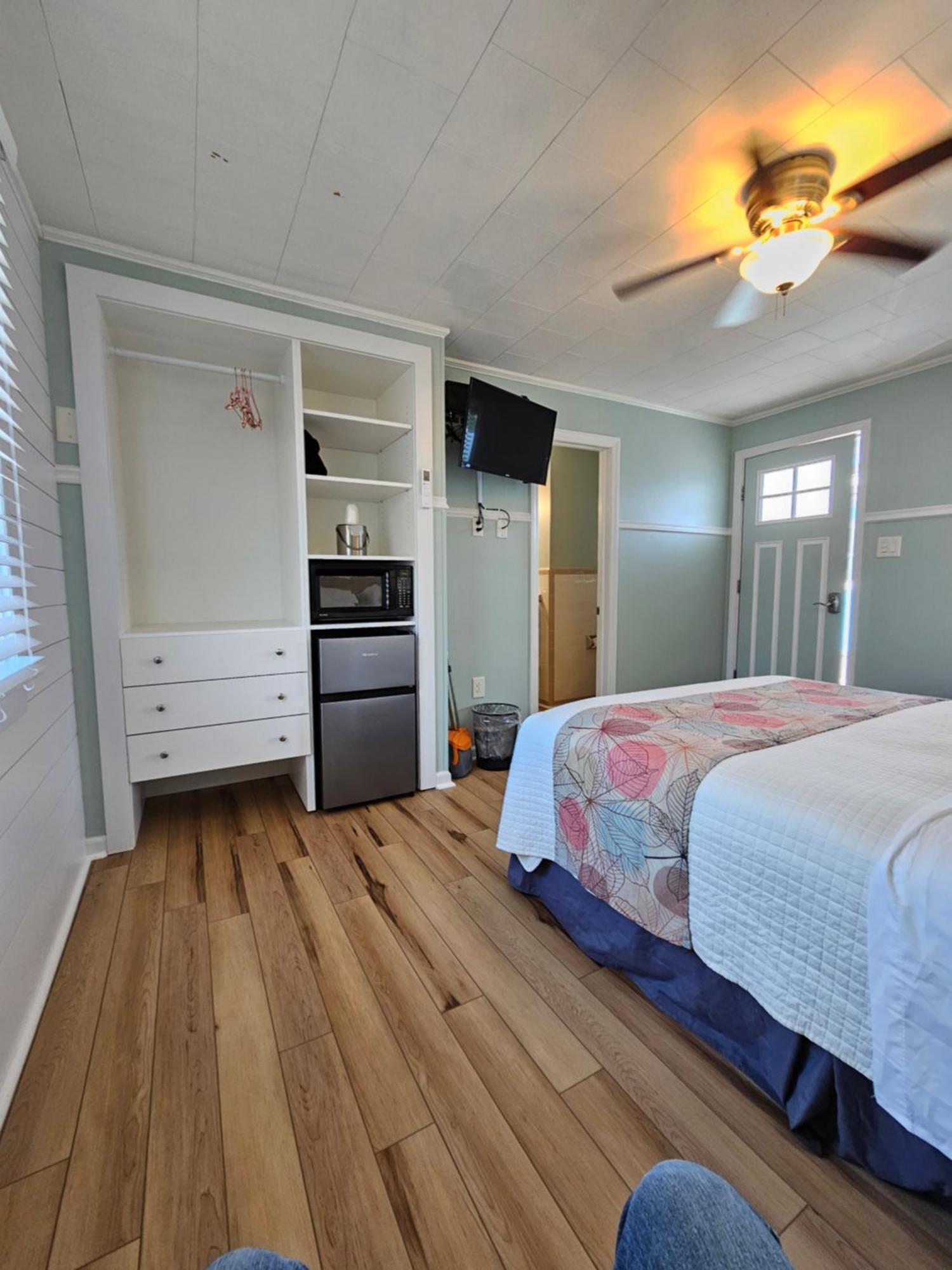 Island Guesthouse And Motel Obx แมนทีโอ ภายนอก รูปภาพ